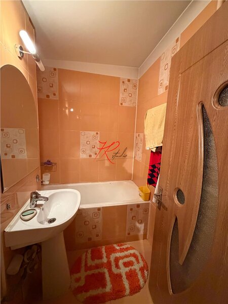 Obor, vanzare apartament 2 camere decomandat.